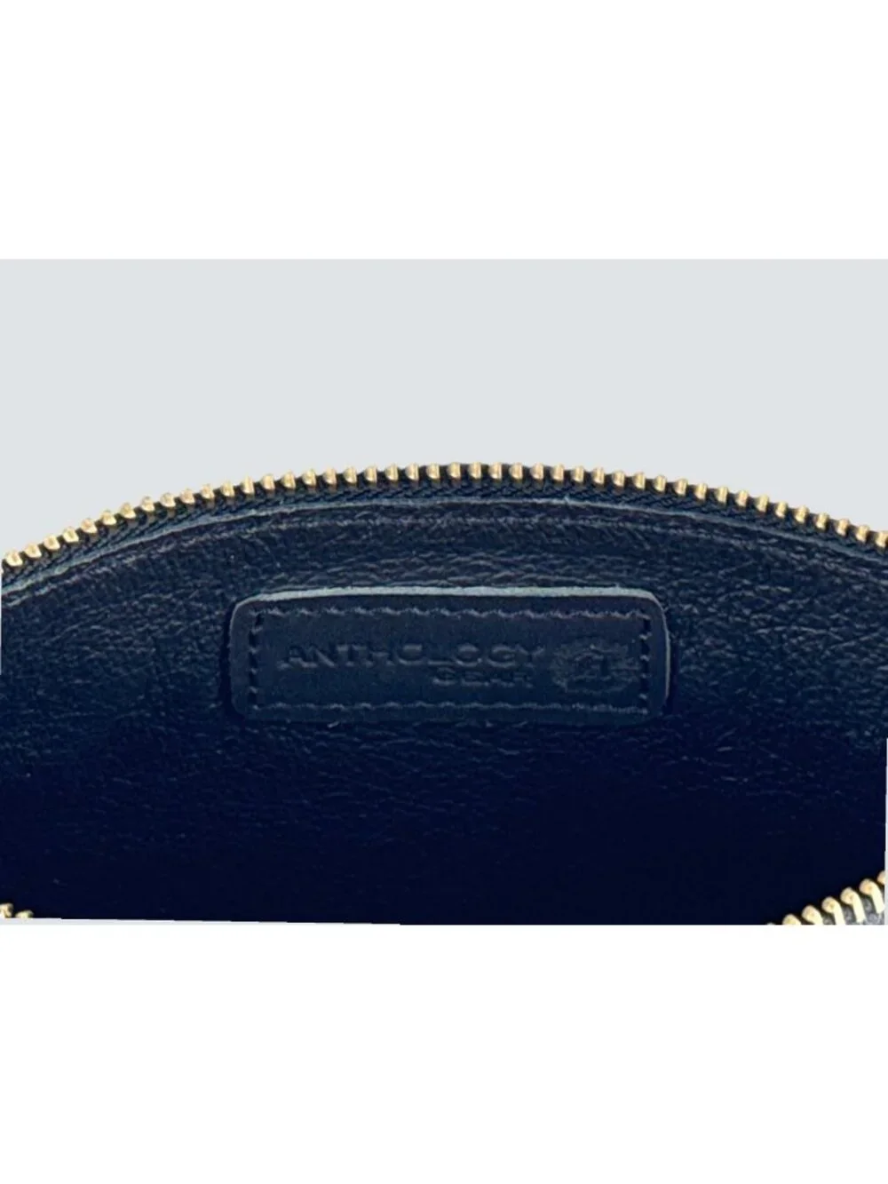 Stylish Carbon Black Leather Zipper Pouch - Compact 5.5